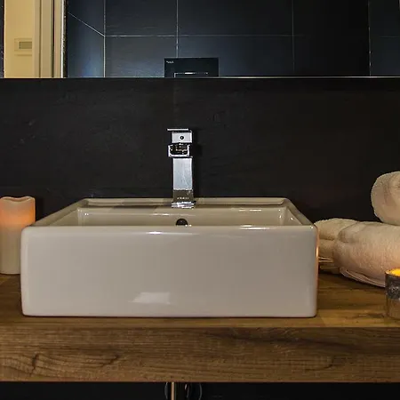 Prima Classe Apartment *